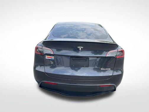 2024 Tesla Model Y Performance Dual Motor All-Wheel Drive
