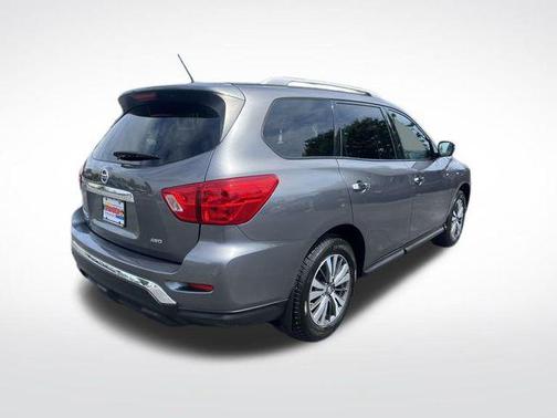 2017 Nissan Pathfinder S