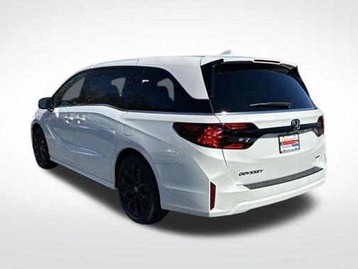 Platinum White Pearl 2026 Honda Odyssey Sport-L