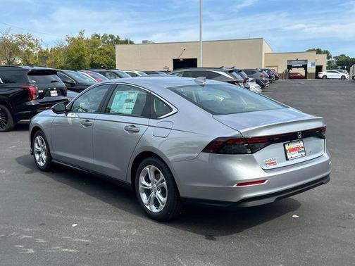 2025 Honda Accord LX 1.5T