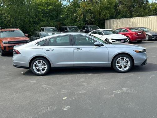 2025 Honda Accord LX 1.5T