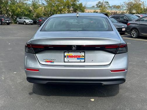 2025 Honda Accord LX 1.5T