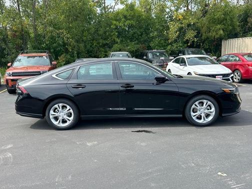 2025 Honda Accord LX 1.5T