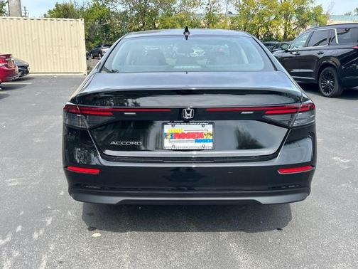 2025 Honda Accord LX 1.5T