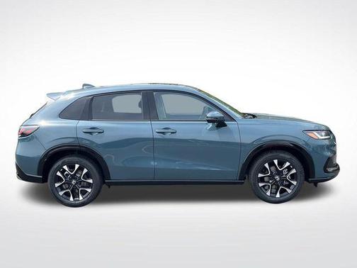 Nordic Forest Pearl 2027 Honda HR-V EX-L