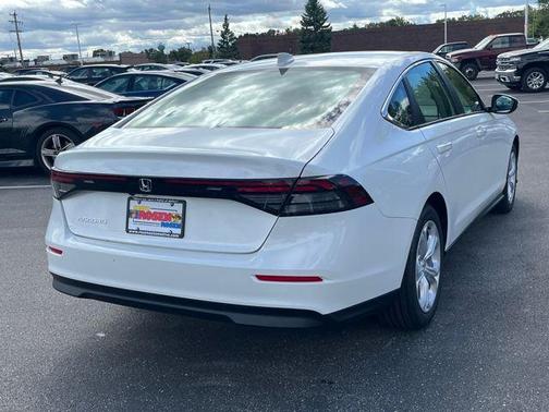 2025 Honda Accord LX 1.5T