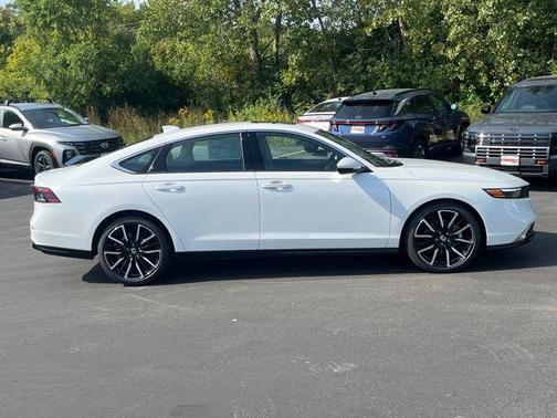 2025 Honda Accord Hybrid Touring