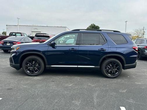 2025 Honda Pilot Touring 8-Passenger