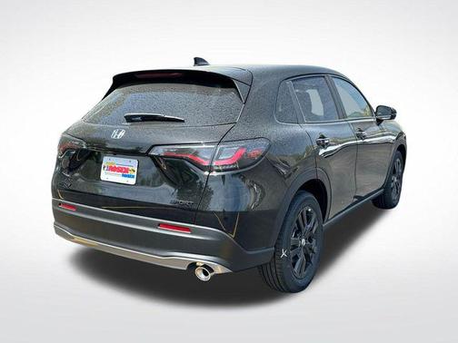 Crystal Black Pearl 2027 Honda HR-V Sport