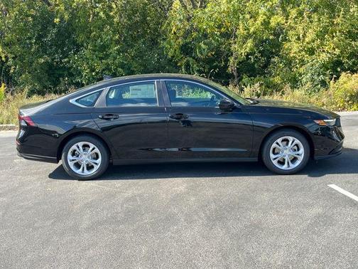 2025 Honda Accord LX 1.5T