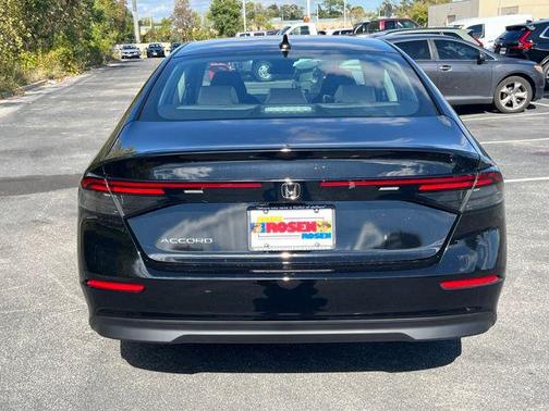 2025 Honda Accord LX 1.5T