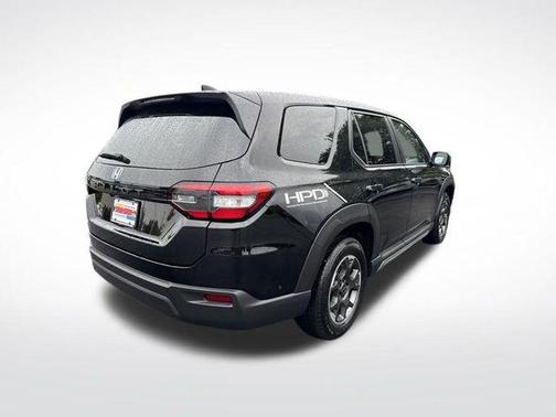 2023 Honda Pilot AWD LX