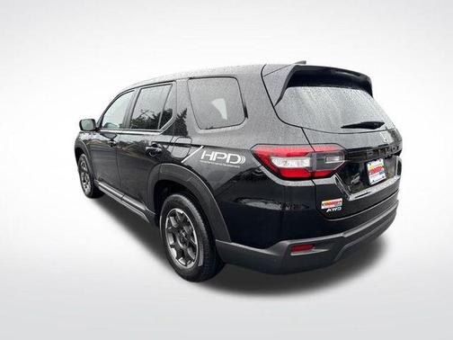 2023 Honda Pilot AWD LX