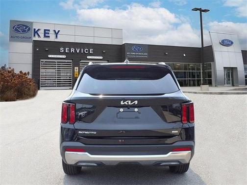 2024 Kia Sorento S
