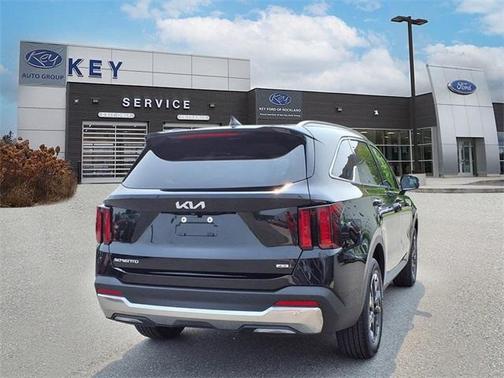 2024 Kia Sorento S