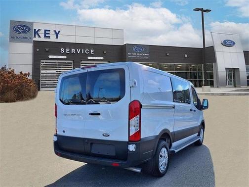 2022 Ford Transit-250 Base