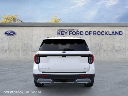 Star White 2026 Ford Explorer Platinum