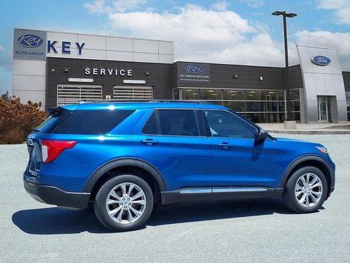 Blue Metallic 2023 Ford Explorer XLT