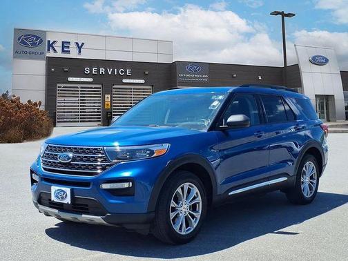Blue Metallic 2023 Ford Explorer XLT
