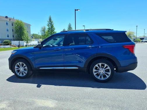Blue Metallic 2023 Ford Explorer XLT