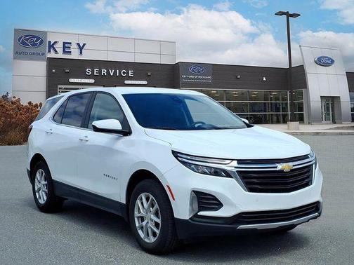 Summit White 2024 Chevrolet Equinox LT