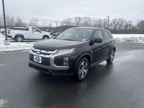 Silver 2024 Mitsubishi Outlander Sport