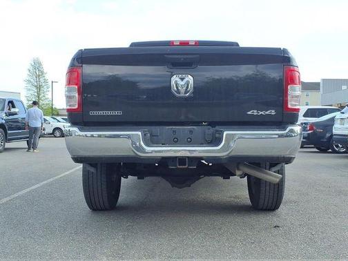 Diamond Black 2024 RAM 2500 Big Horn