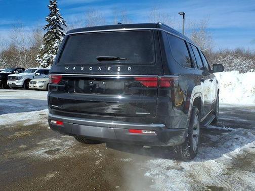 2022 Jeep Wagoneer Series II