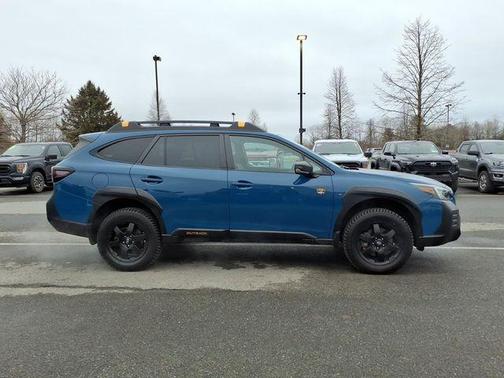 Ice Silver Metallic 2023 Subaru Outback Wilderness