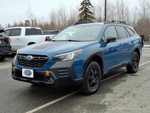 Ice Silver Metallic 2023 Subaru Outback Wilderness