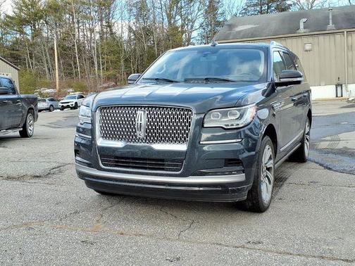 Blue Metallic 2022 Lincoln Navigator Reserve