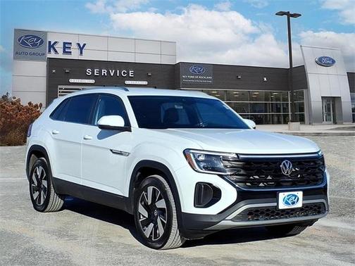 2025 Volkswagen Atlas Cross Sport 2.0T SE w/Technology