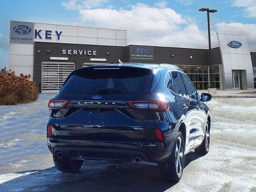 2023 Ford Escape ST-Line Select