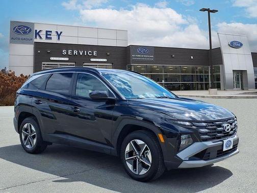 Phantom Black 2025 Hyundai TUCSON SEL