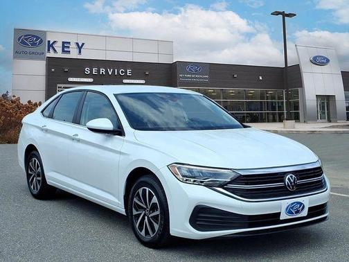 Pure White 2024 Volkswagen Jetta 1.5T S