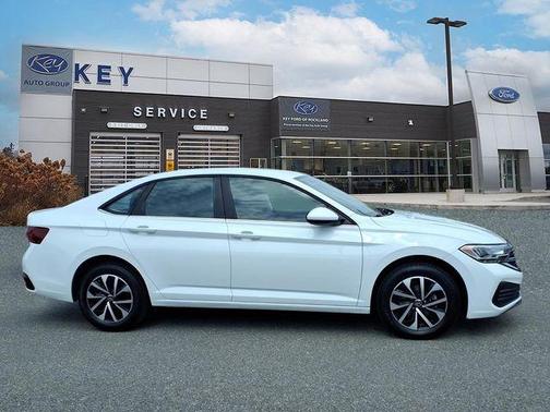Pure White 2024 Volkswagen Jetta 1.5T S