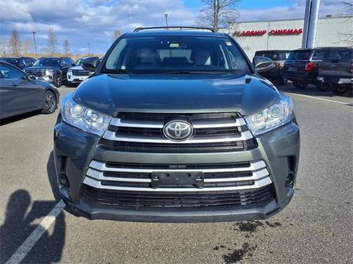2017 Toyota Highlander LE