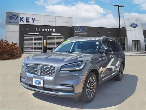 2022 Lincoln Aviator Standard AWD