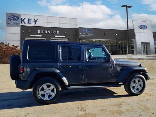 2022 Jeep Wrangler Unlimited Sport