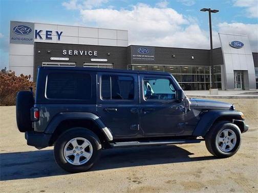 2022 Jeep Wrangler Unlimited Sport