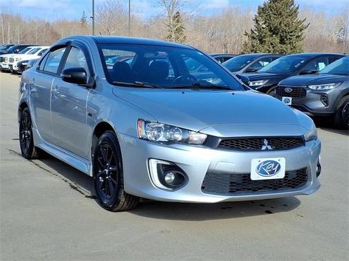 2017 Mitsubishi Lancer ES