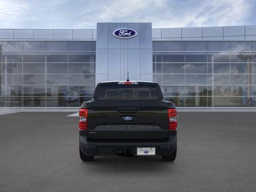 Shadow Black 2026 Ford Maverick XLT