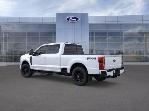 Star White 2026 Ford F-350 Lariat Super Duty