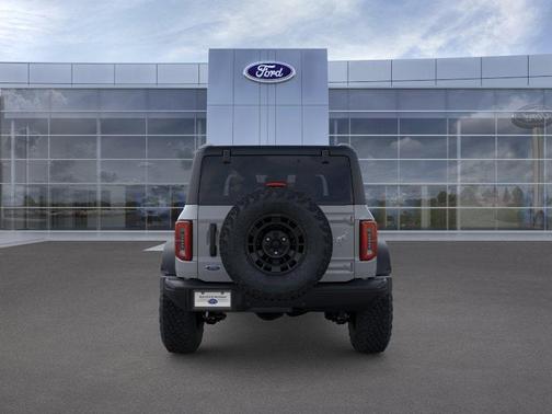 Avalanche 2026 Ford Bronco Badlands