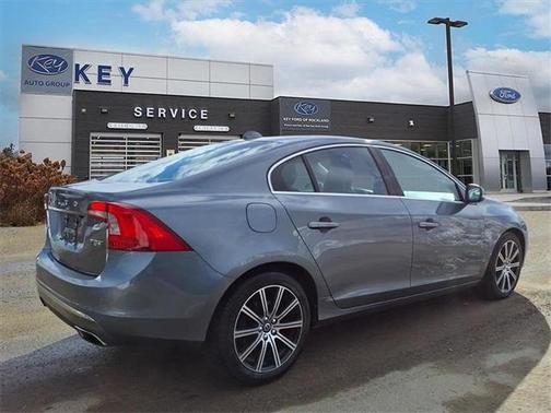 2018 Volvo S60 Inscription T5