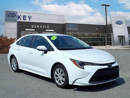 Ice 2024 Toyota Corolla LE