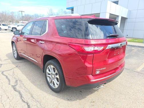 Cajun Red Tintcoat 2018 Chevrolet Traverse Premier