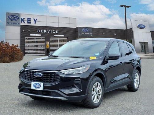 Black Metallic 2025 Ford Escape Active