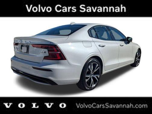 2025 Volvo S60 B5 Core