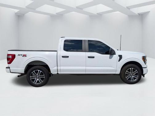 Oxford White 2023 Ford F-150 XL